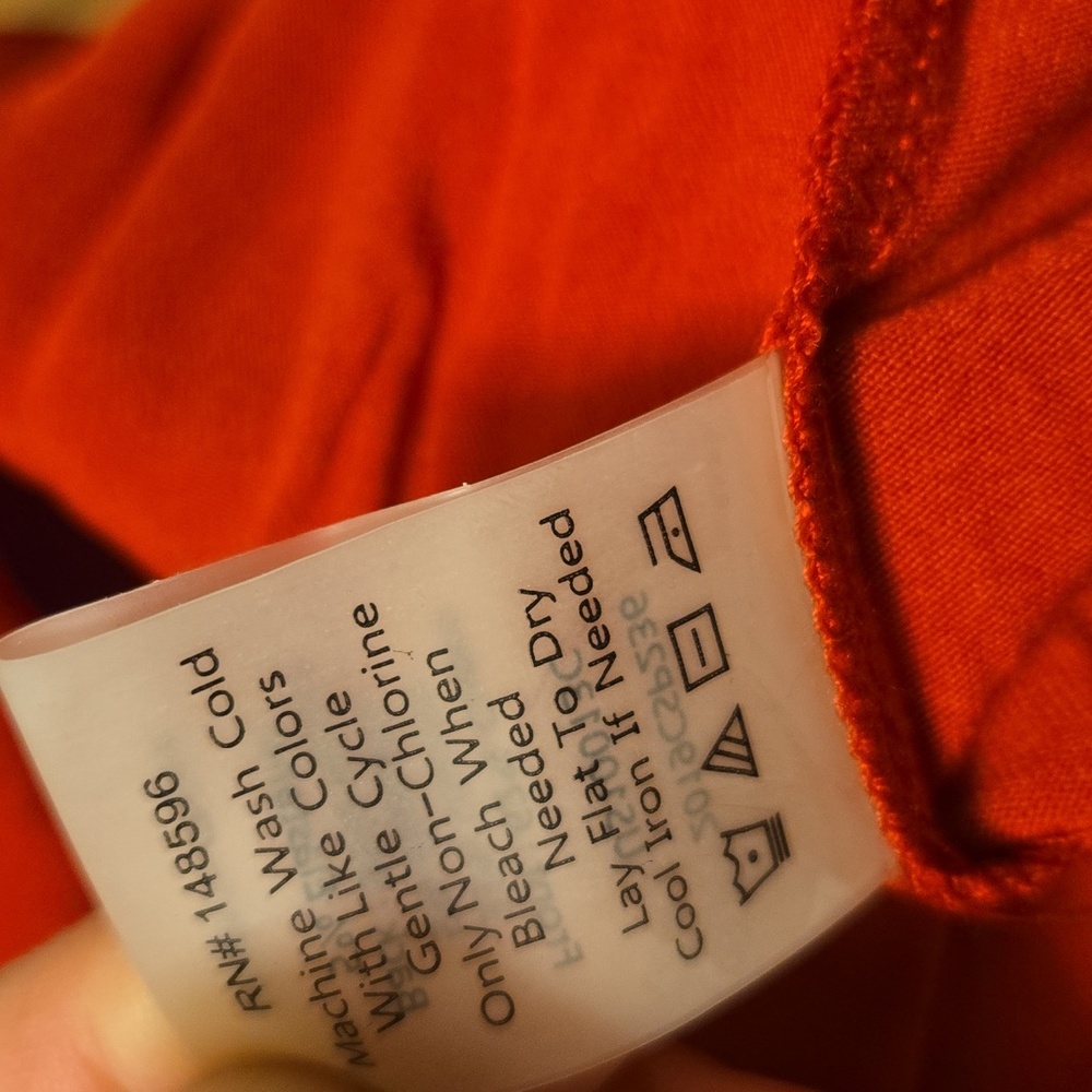 UNIVERSAL STANDARD Red Top - Picture 4 of 4